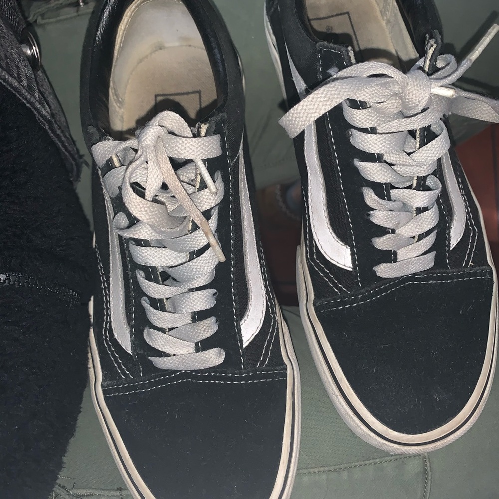 Black vans